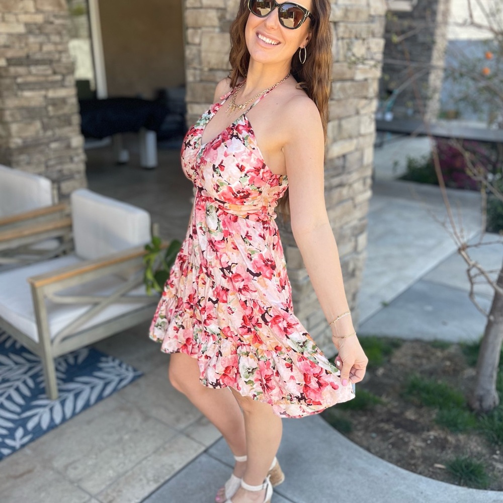 Floral Halter Neck Dress - Picture 2 of 4
